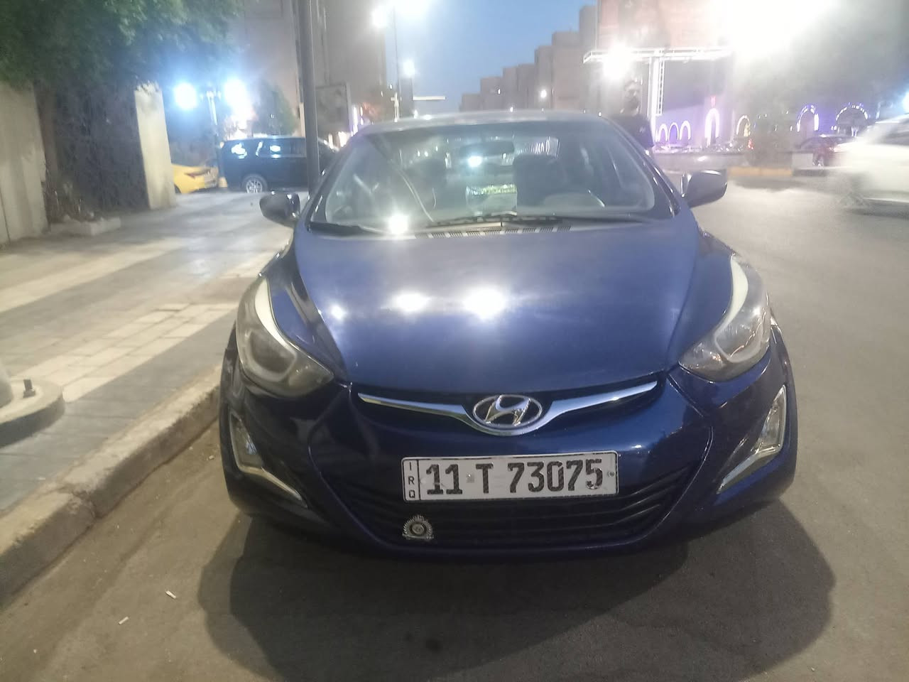 النترة موديل ٢٠١٦ بغداد بسمي حدث باب ورة السايق من امريكة وبل عراق يم علامت الصندوك بدون دواخل محرك 1800 تبريد شغال الصدر 70 بل 100 باتري جديد مكان بغداد شارع حيفا السعر 105 وبية مجال او مروس يرهم *********** وتساب موجود القمارة بية جراد والباقي  شوف عين

