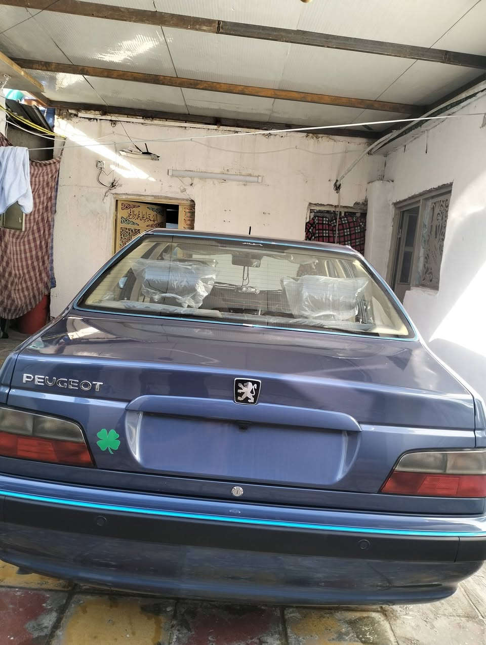 السلام عليكم بيجو موديل 25 كاملة حرة ضرر موضح بل الصورة الاستفار ***********
