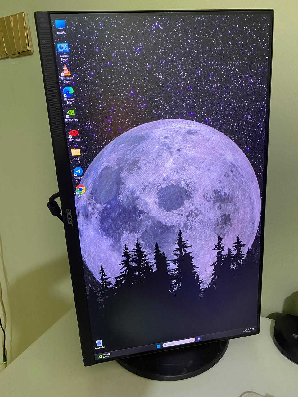 السلام عليكم حاسبة للبيع

cpu i5 12400 new
ram ddr4 kit 2*8g 3600 TEAM  rgb T-FORCE
argb controller 10fan
FAN CASE 12CM
باور سبلاي Vp700 -700 5-19
ECONOMIC AIO 3 WHITE 2FAN 
GIGABAYTE M.2 512
GIGABYTE 4060 3 fan ٣ فانات الكارت الجبير
GIGABYTE-M/B H610 K DDR4 2.0
White case 09
مع شاشتين
Monitor Mega 2K 165hz 27 inch ips
Monitor Acer Full Hd 75hz 24 inch
مع يو بي اس
UPS 1500va جديد 
مع كيبورد ريد دراگون وماوس ريد دراگون فقط تقريباً سعرهم ١٠٠
التجميعة كاملة سعرها ١٨٠٠ مليون و ٨٠٠ الف
رقم:  ***********
