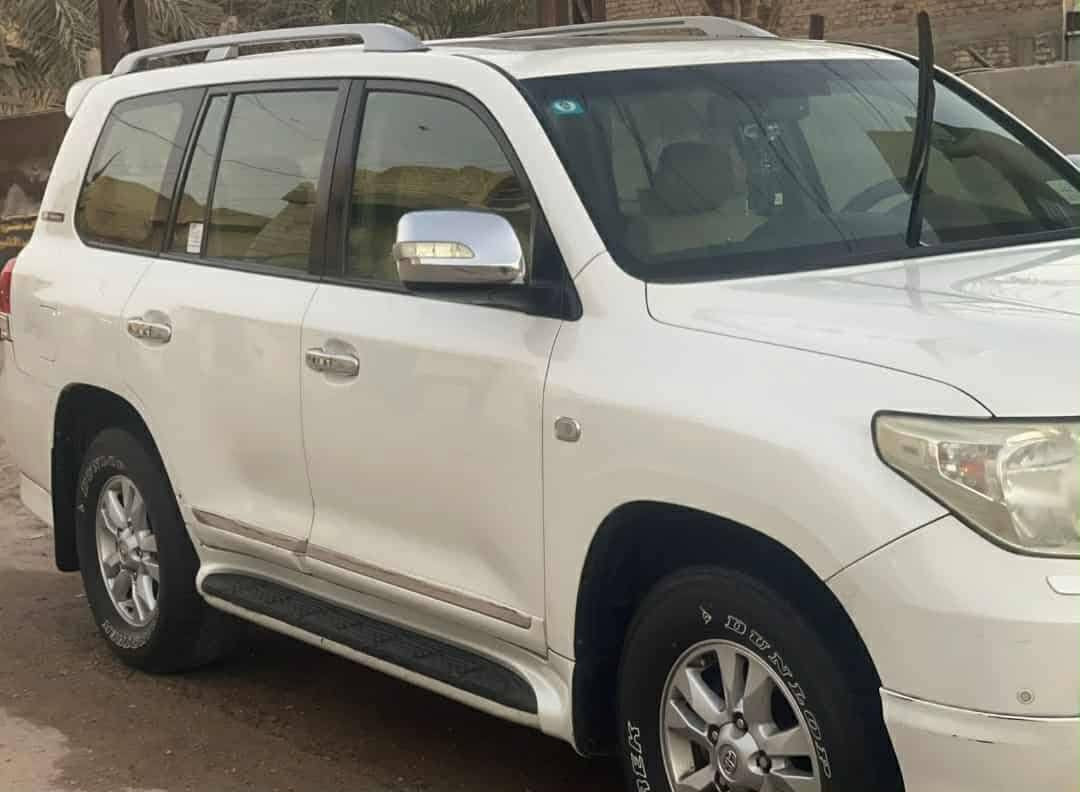 للبيع لاندكروز 11 ستينيه للستفسار اكثر الاتصال عل رقم *********** بي واتساب
