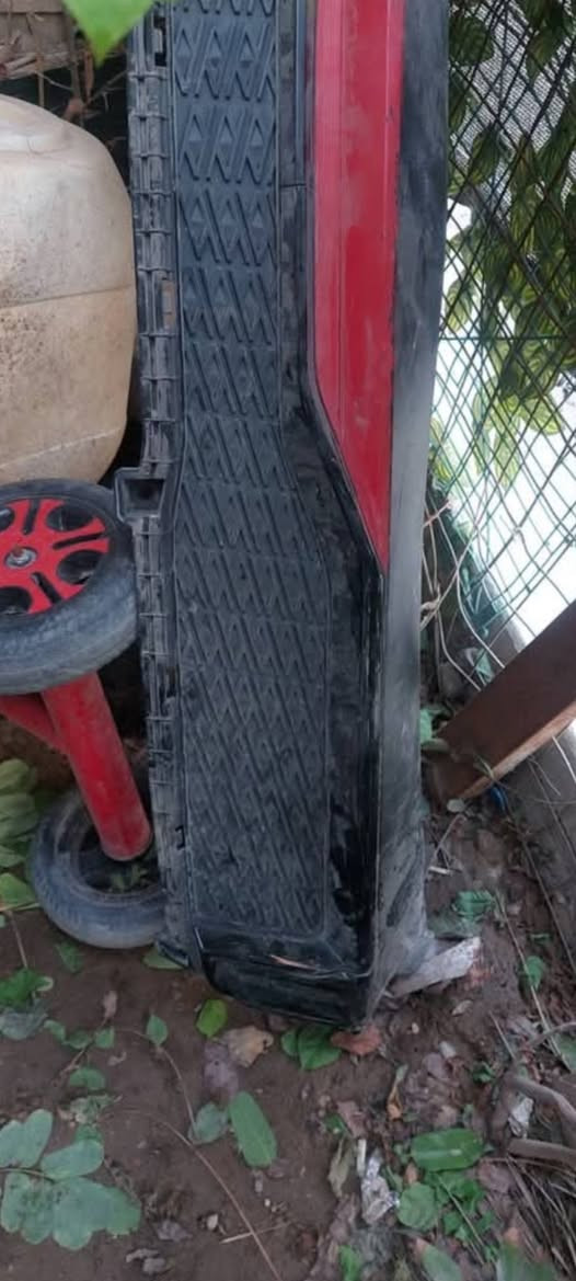 لحيه مال دعاميه خلفيه فورتي جيتي لاين 2023 بيه كسر زغير بل صوره موجود وشاير وحده مابيه شي وثاني بس الوجه مكسور ***********
