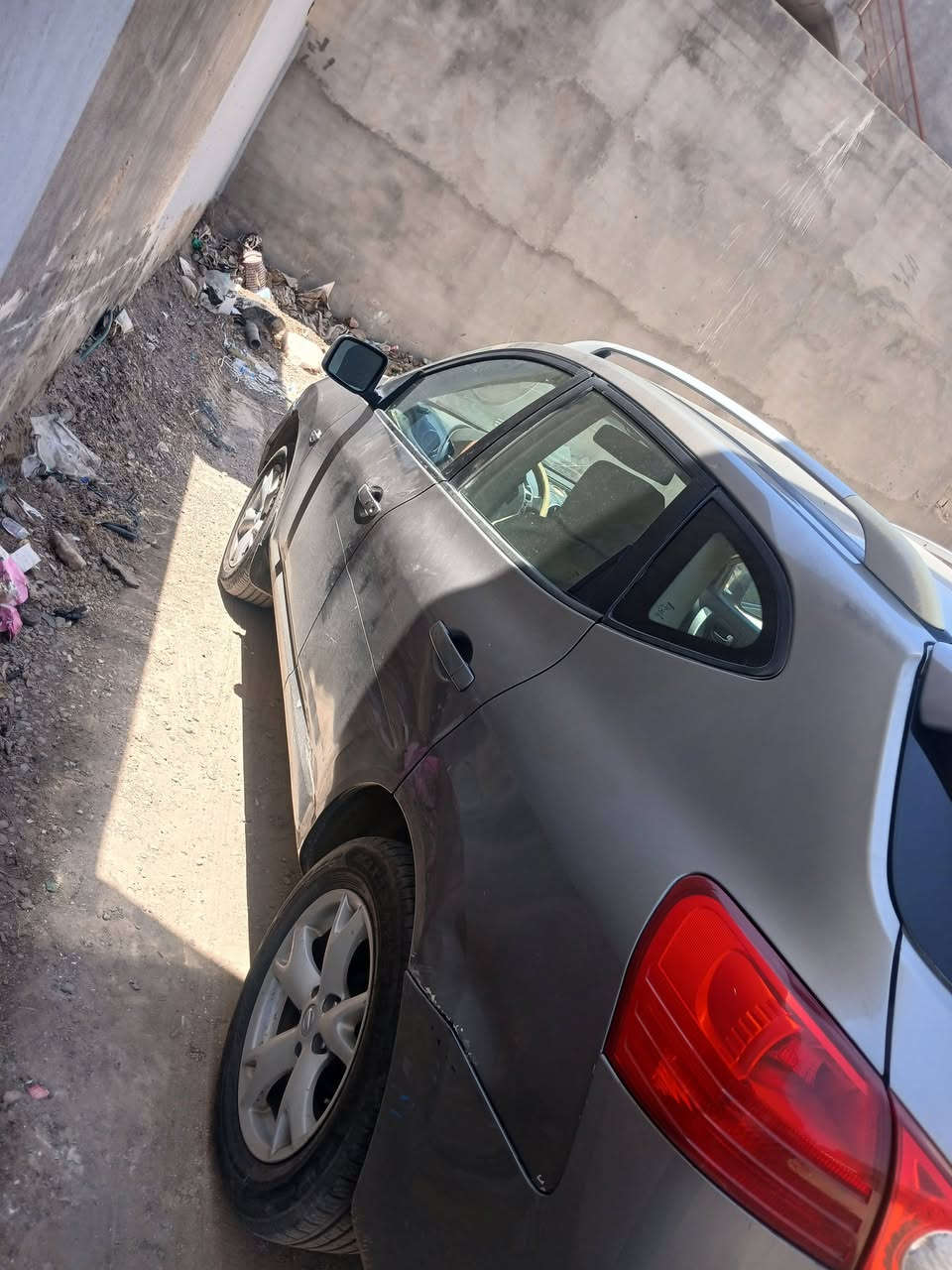 نيسان روج ٢٠٠٨ بصمه تحكم ستيرن كيرات بل ستيرن او فتحه بل صقف كير بشرط محرك ٢٥٠٠ بل شرط درايم شفتات بل شرط تخم تايرات جديد بل باكيت بسمي هزه وسنويه جديده 
ترهم بيع او ترهم اقصاط هم اب مقدمه مكاني قضاء الدور رقمي ***********
