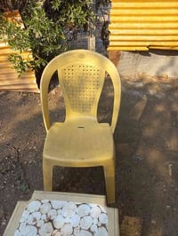 عندي كرسي ١٥ سعر واحد ٦٠٠٠ تلاف عندي طبلات ١٠ سعر واحد ٤٠٠٠ ألف عندي خ...