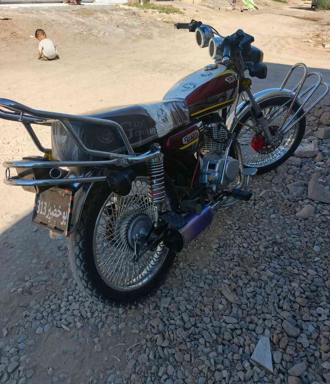 سلام عليكم دراجه تايكر 24 نضيفه ومرتبه كهربائي شغاله الشاشه واكفه السعر 575 وبيهه مجال الشراي يتصل خاص ما موجود رقمي ***********
