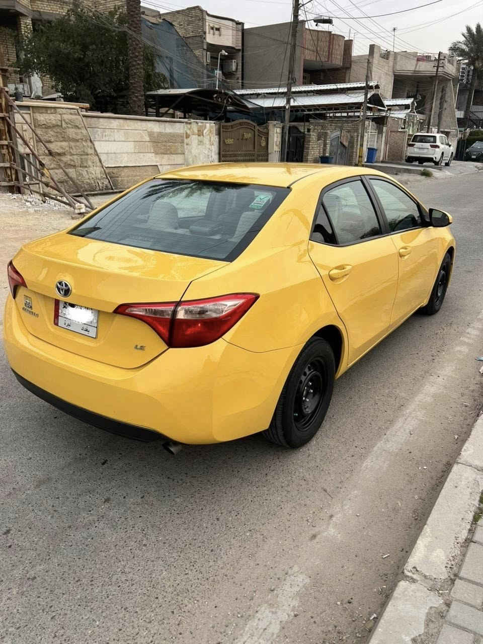 السلام عليكم .. للبيع كورلا 2019 Le  مكينه 1800 رقم بغداد بسمي ماشيه 115 الف سياره مدوشمه عام حجر البيئه موجود بلادي لايت زينون حادثهه موضح بل منشور  وبل عراق بيهه جاملغ خلفي ايسر 

السعر 145  وبيهه مجال بسيط 
عنواني بغداد البنوك 
للاستفسار : ***********
