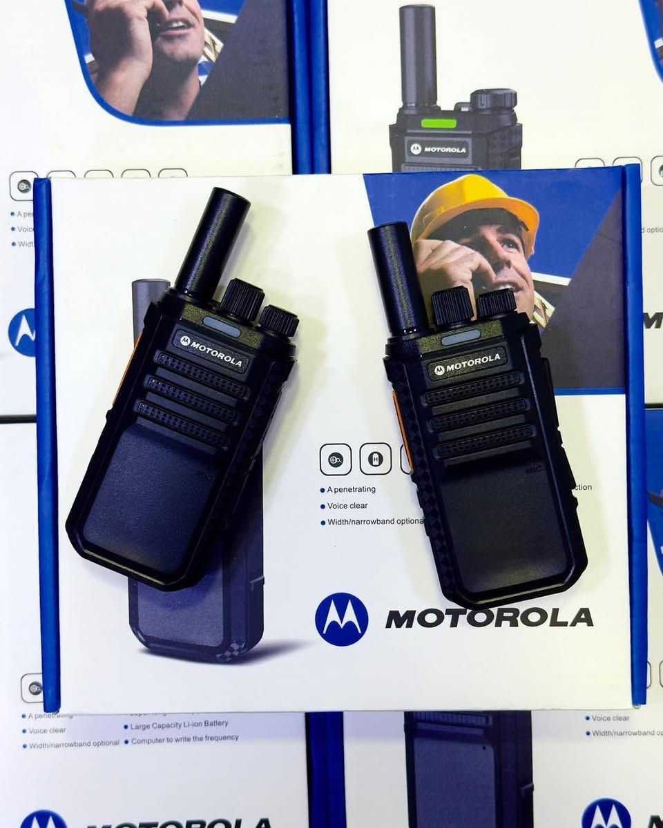 � 
جهاز لاسلكي موتورولا – إصدار جديد 🔥

مدى 1 كيلو بالمغلق
ويوصل 5 كيلو بالمفتوح 🚀

🔋 بطارية قوية 3800mAh
🔌 شحن تايب-سي سريع
📡 قدرة حقيقية 8 واط – UHF
📏 حجم صغير وخفيف وسهل الحمل والاستخدام
🔊 صوت نقي وواضح حتى مع الضوضاء
🔐 يرتبط مع أغلب الأجهزة بدون تعقيد

💵 السعر: 40,000 دينار للقطعتين فقط
🚚 توصيل لجميع المحافظات

للطلب والاستفسار:
غيم/ {***********} 📞
