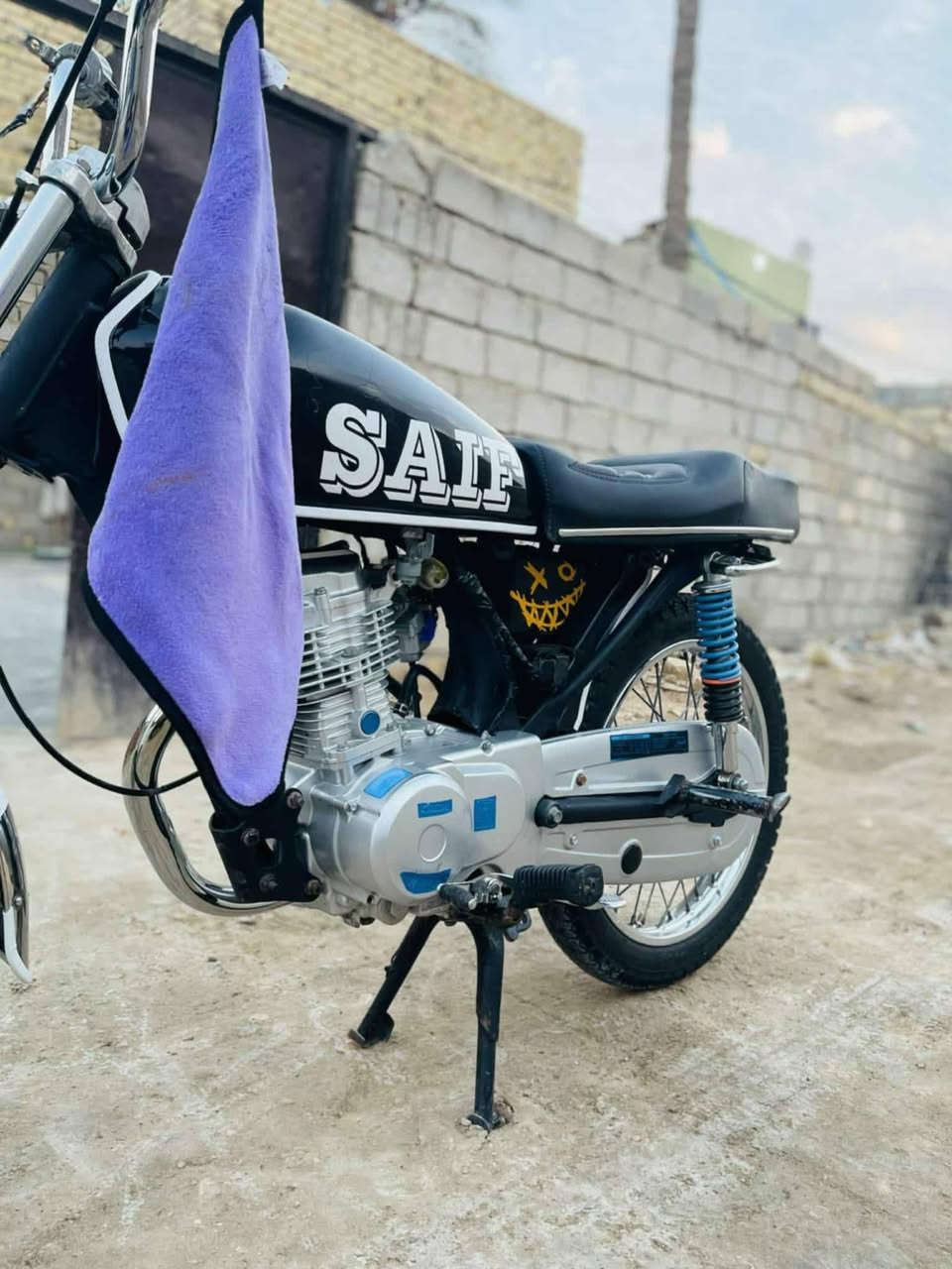 مابعد السلام..... 
 
نامه اصلي 23 (كلك) فقط ولفات مبدل+ويل امامي يرادله تصفيه شويه نضافه فول شلعه تخبل 
سعر 450  بيها مجال قليل 🤏 كلشش 
مكاني ديوانيه سومر بلفاضليه. 

خاص+***********
