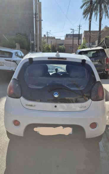 جيلي باندا ٢٠١٣ للبيع..
رقم بغداد  السنويه بأسمي ثاني يوم التحويل 
السعر  ٤٨ ورقة وبيها مجال ان شاء الله 
العنوان : بغداد / حي تونس/ أفاق عربية 
للأستفسار    ***********
