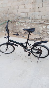 بايسكل للبيع وبسعر مناسب للاستفسار الإتصال على الرقم 07864858578