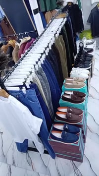 سجاد الزبيدي • ملابس رجالية • ناحية الامام