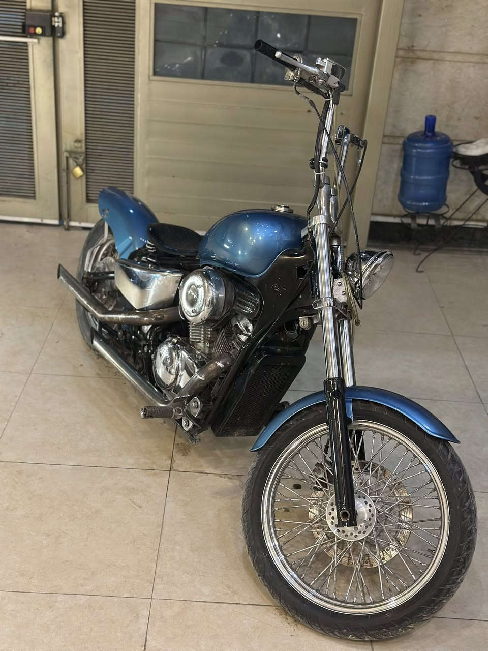 سلام عليكم ستد ببر للبيع مابيها اي نقص كامله من كلشي السعر 1350 الف مكاني شارع فلسطين ***********
