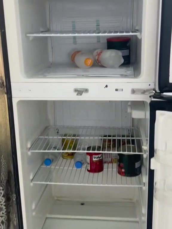 سلام عليكم
ثلاجه للبيع🥶 نضيفه كلش
فريز ثلج مثل ما موضح بل صوره
ثلاجه تبرد وتجمد نضافه كدامك
شراي خاص مو شراي لا تعبني مستعجل عليهه
مكاني نجف حي مقابل قريه الغدير اي استفسار يطب خاص بيك خير تدلل


**إذا كنت صاحب هذا الإعلان وتريد حذفه لأي سبب، رجاءا أرسل رسالة إلى الدعم الفني**