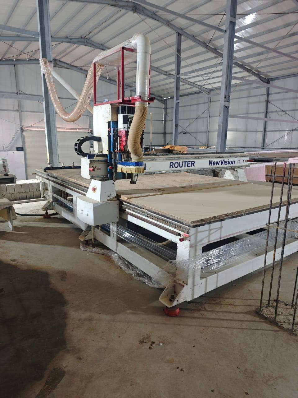 مکینة CNCللبیع رقم صاحب اتصل واتساب***********
