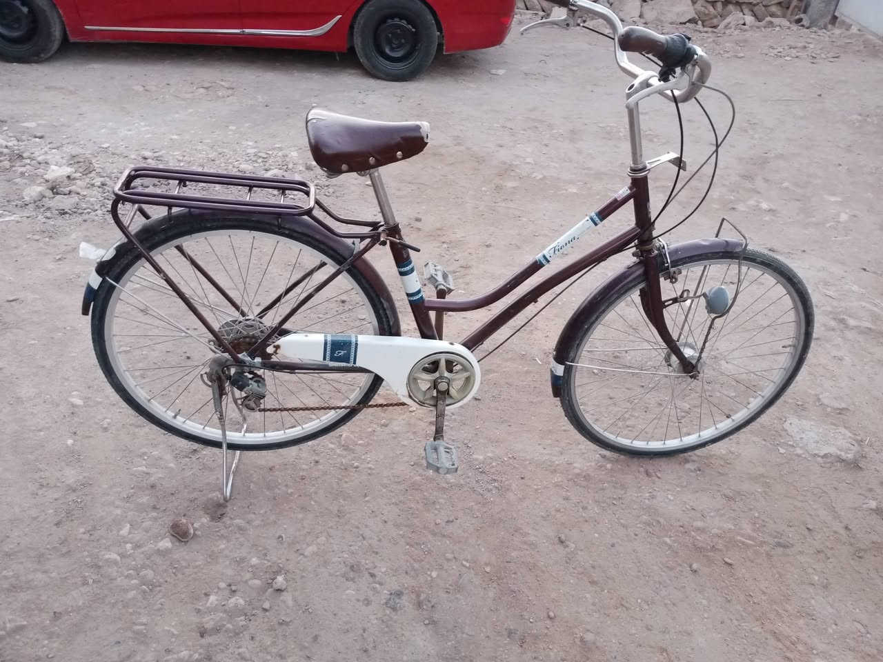 سلام عليكم بيسكلات للبيع ياباني حجم 26 كير وحساس  مكان حلة نيل مقابل كوين بارك تيرات وجوابة جدد التفاحي ب65 ول ثاني ب80


**إذا كنت صاحب هذا الإعلان وتريد حذفه لأي سبب، رجاءا أرسل رسالة إلى الدعم الفني**