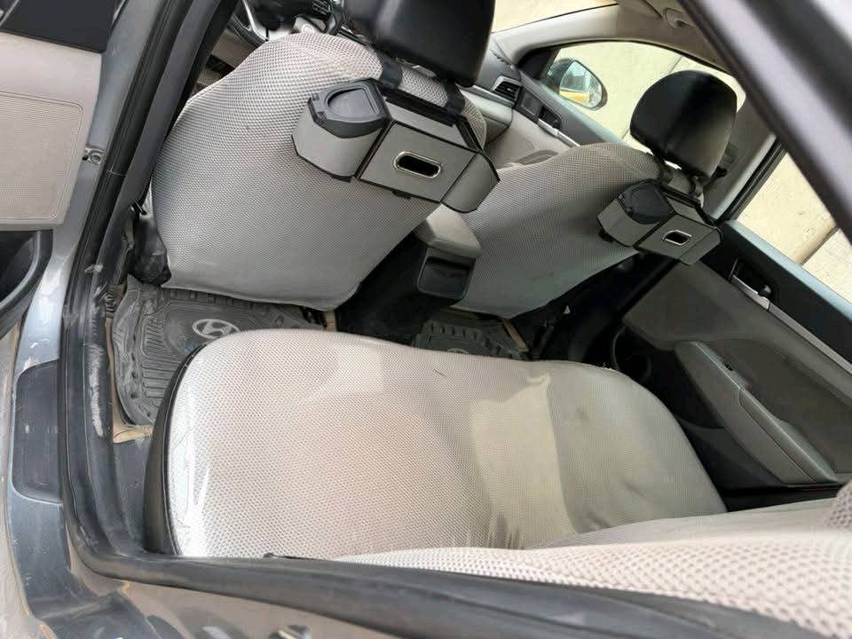 النترا 2019 امريكي فول مواصفات بصمه وسلايد روف مكينه 2000 مبدله قبل شهرين بعدها جديده محوره غاز كيرها AT المرغوب حداديه زينه ضربتها بجم رقمها واسط بأسمي مصفره هيئة وغرامات جاهزه للمداور مكانها كربلاء السعر 135بيه مجال بسيط

***********