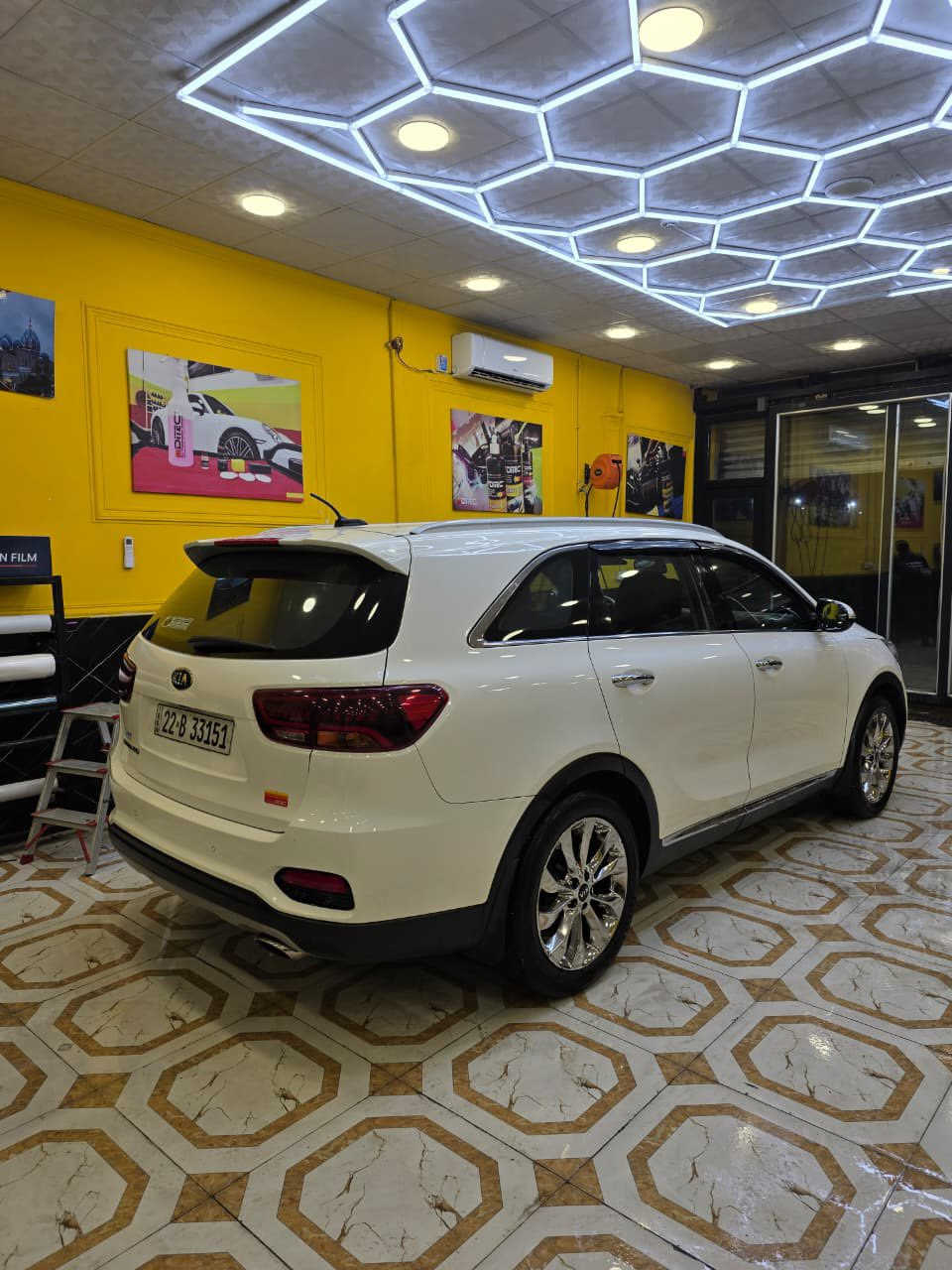 السلام عليكم 
سورنتو 2018 اربع سلندر  موصفات خليجي 
 موجود تقرير  الفحص سعر218بيه مجال رقم ***********
