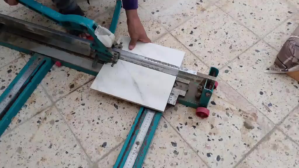 السلام عليكم
قاطعه للبيع 40بيه مجال    الحجم 90

رقم الواتساب ***********
