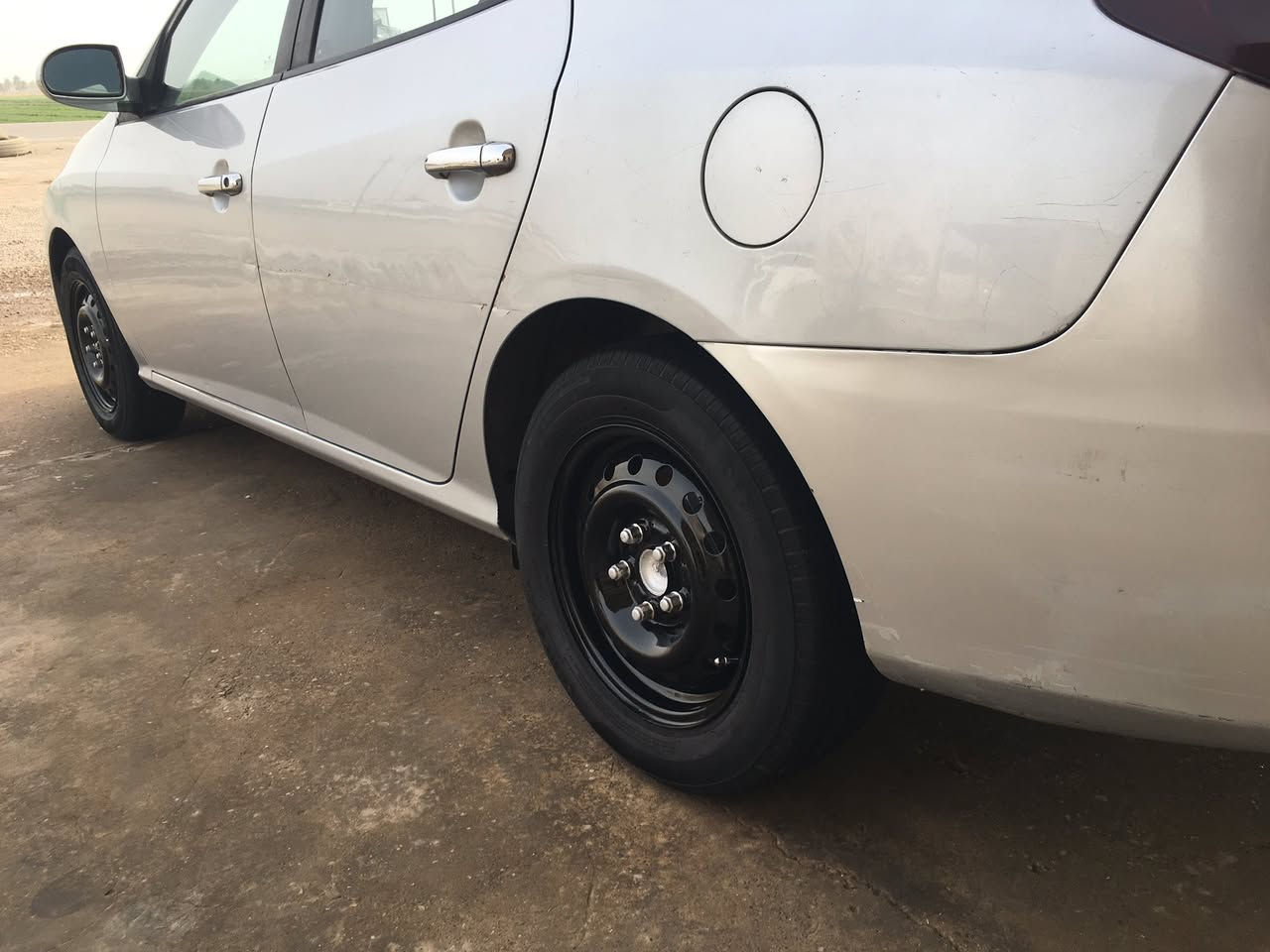 سلام عليكم النترة ٢٠٠٨ وارد امريكي السيارة مصبوغة عام بيهة اثر جراد مكفولة من الضربة الرقم ديالى و السعر ٨٥ رقم الهاتف***********
