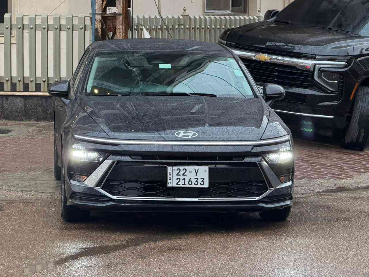 -للتواصل عالرقم فقط اسفل المنشور
بدون صبغ بدون تبديل 
سوناتا 2025  الشكل الجديد مرقمة اربيل هزه فحص وترقيم جديد تحويل بأسم المشتري / وارد امريكي
السيارة بدون صبغ بدون تبديل اي قطعة
بيها فقط تعديل بارد 
مواصفات SEL تجي فول عدا البنوراما
محرك 2500
دشبول الكتروني متصل مع شاشة كاملة
أنظمة قيادة متعدد 
رادارات امامي جانبي خلفي
قيادة آليه * تحديد مسار 
لايت زينون عالي ناصي 
LED نهاري - بك لايت لد 
مانع تصادم امامي خلفي
بصمة تشغيل + بصمة ابواب + تشغيل عن بعد
كشن كهربائي
تدفئة كشنات
اوتو هولد توقف ذاتي اثناء الازدحام 
تحكمات استيرن فول
سايد بريك بصمة
صندوك ذكي + بصمة
كيرها تعليك النظام الجديد 
كامرا خلفيه دوارة وشاشة نظام ابل كار بلي
وباقي المواصفات معروفه للسيارة
سعرها 208 ورقه
بغداد المنصور مكان السيارة
*********** 
واتساب او الاتصال عالرقم
