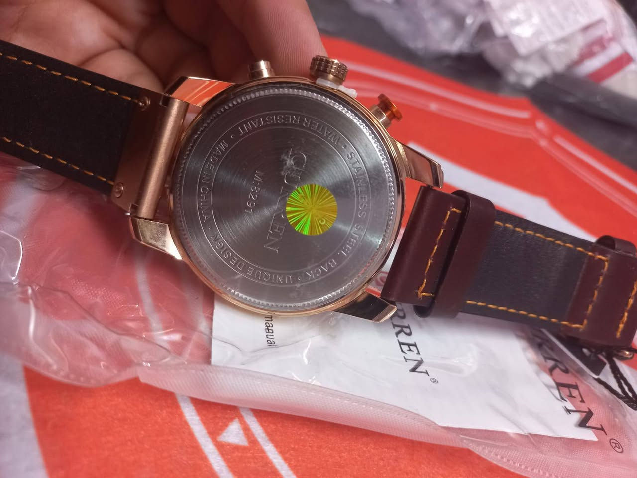 ⌚ ساعة CURREN رجالية فاخرة للبيع ⌚
مستوحاة من الأناقة العصرية والعملية، ساعة CURREN الأصلية (جديدة تماماً بكامل ملحقاتها وتغليفها الأصلي).

السعر 25 الف مع التوصيل


**إذا كنت صاحب هذا الإعلان وتريد حذفه لأي سبب، رجاءا أرسل رسالة إلى الدعم الفني**