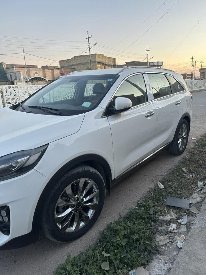 سلام عليكم
سورنتو وارد خليجي للبيع او المراوس موديل 2020 كفاله عامه ماشيه 96 الف سنوية لل 2030 بصمة مو سويج رقمة دولي إنكليزي قادسيه مكينه 6 سلندر كير اوتاماتيك  شرط ثاني يوم تحويل سعره 265 وبيه مجال حك الجيه مكاني ذي قار الفجر 

للاستفسار *********** واتساب فقط
