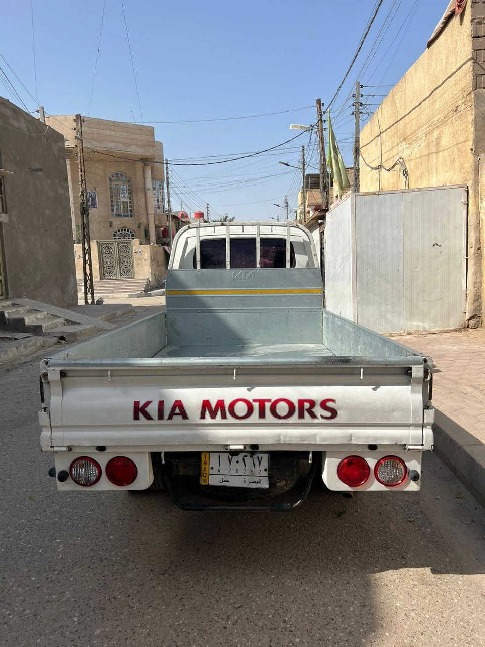 كيا بنكو مكفولة موديل ١٩مسكر اوتوماتيك كير مكينه حدادة شاصي رقم شاصي مكفولات رقم بصرة مكان بصرة سعر ١٣٠رقم راعي السيارة *********** ماشية ١٢٥
