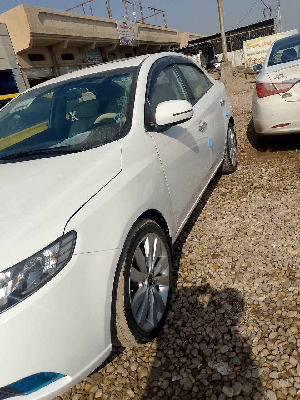 سيراتو موديل 2012 سوراره بيه سعره 95 وبيه مجال قليل هاذه رقمي ***********
