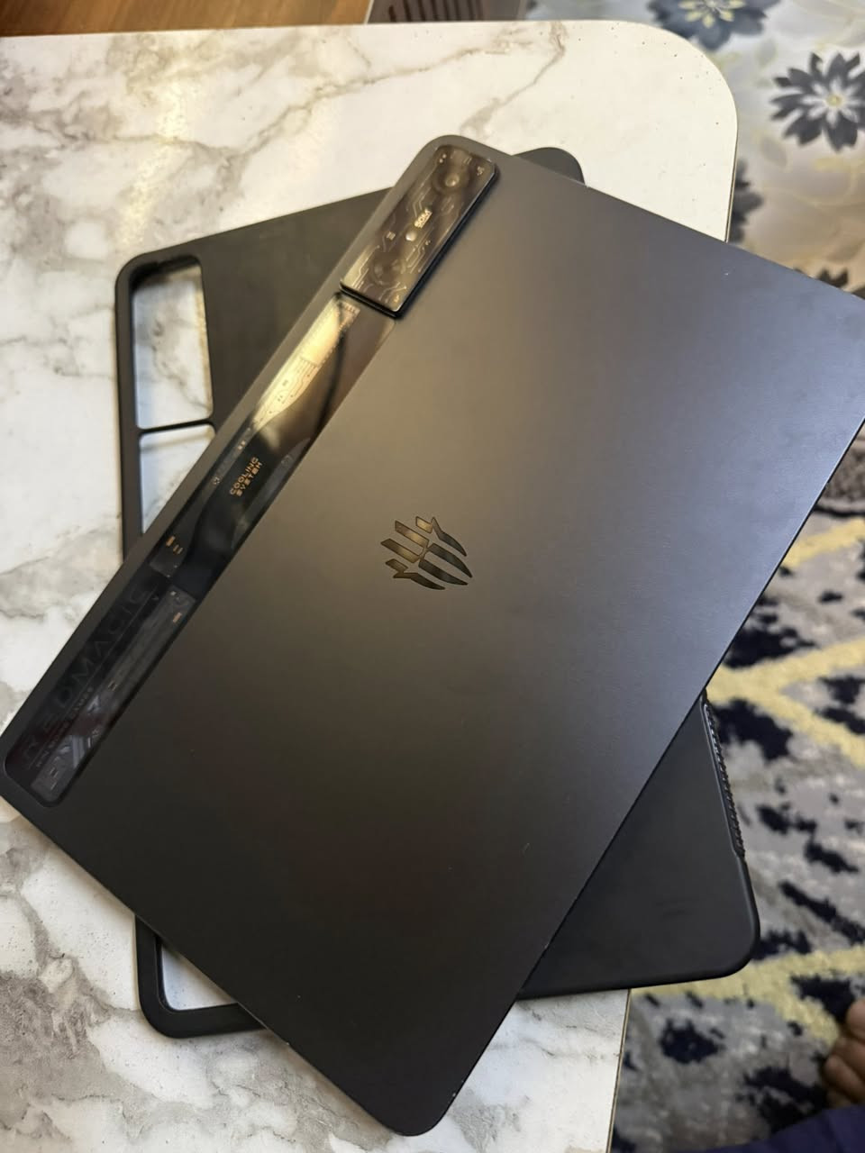 ايباد ريد ماجك ذاكره 256 جهاز جديد سعر 600 وبي مجال مستعجل ع بيع مكاني البصره القبله ***********
