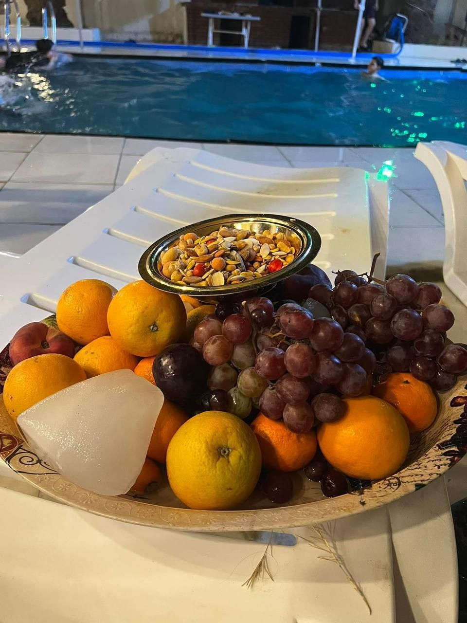 يتوفر لدينا حجز للشفتي الصباحي والمسائي 
الموقع المدائن (الباوي) 
باسعار مناسبة جداً 
تستوعب 16 شخص  كحد اقصى 
للحجز والاستفسار  واتساب ***********
