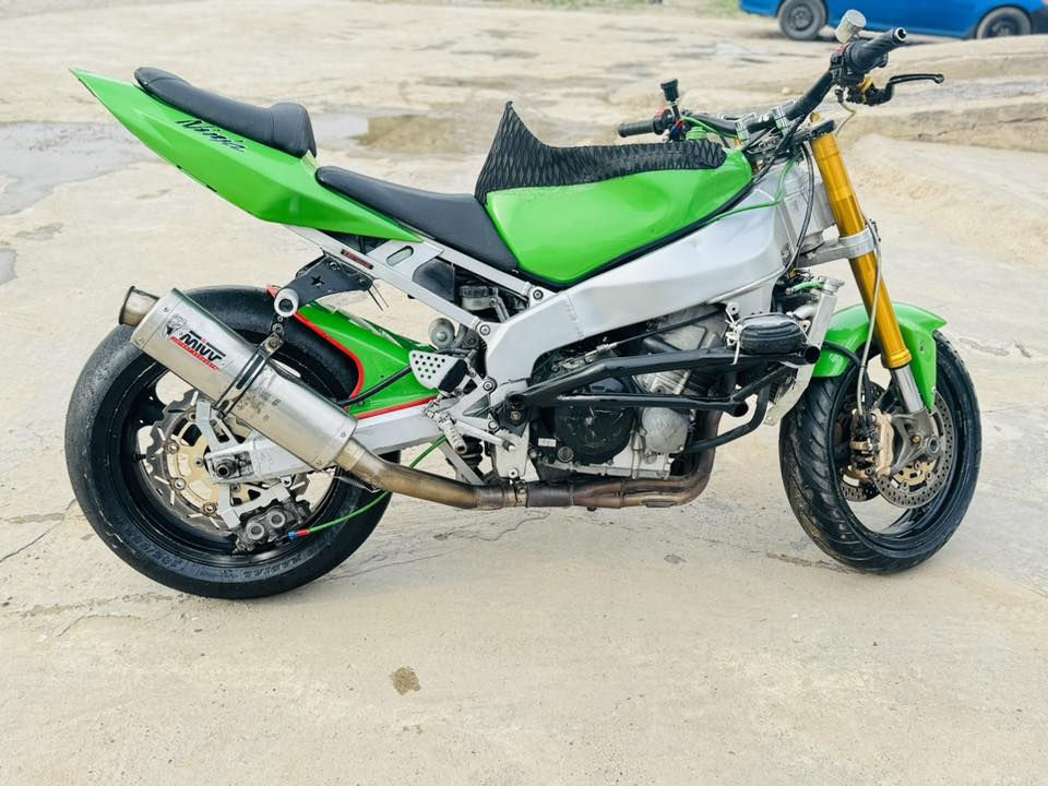 كاوسكي للبيع محرك مامفتوح مابيه شي كلشي جديد رايده ب١٧ مكاني ديالى موجود باي وقت متواجد ع خاص بيك خير وتدلل


**إذا كنت صاحب هذا الإعلان وتريد حذفه لأي سبب، رجاءا أرسل رسالة إلى الدعم الفني**