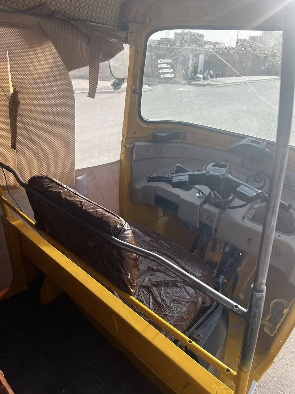 تكتك ١٩شهر الخامس اوراق مصبوغه عام لجماليه معمره  ع أيدي مال جناي  محرك مكفول من تنقيص وتبخير تكتك احلى من صور  تخم تاير جديد جادر جديد سعره ٥وربع وبيه مجال شراي تصل ***********خاص مغلق مكان آمن الداخلي
