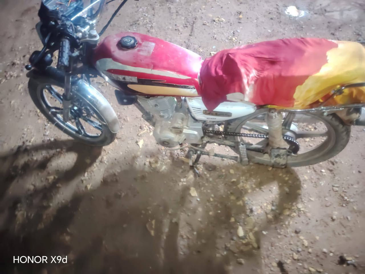 السلام عليكم دراجه للبيع موديل 20السعر 375وبي مجال ***********
