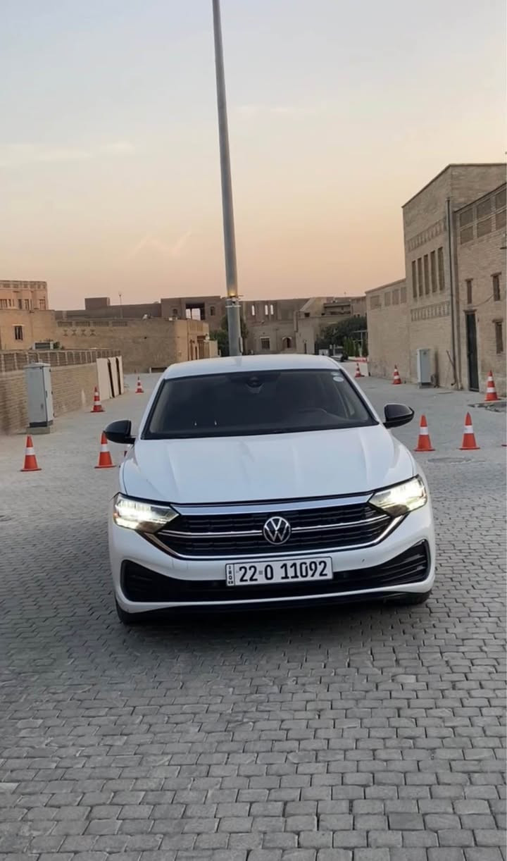 جيته s 2022يه ك بارجه به س بؤنيت ٣داعديلى بجوك  ئيرباك سيستم  بي ژؤرى بشت و بيش كه بس سياره كه زور جوان و بى مه سروفه 5000km ره قه م ته له فؤن *********** Singapore
