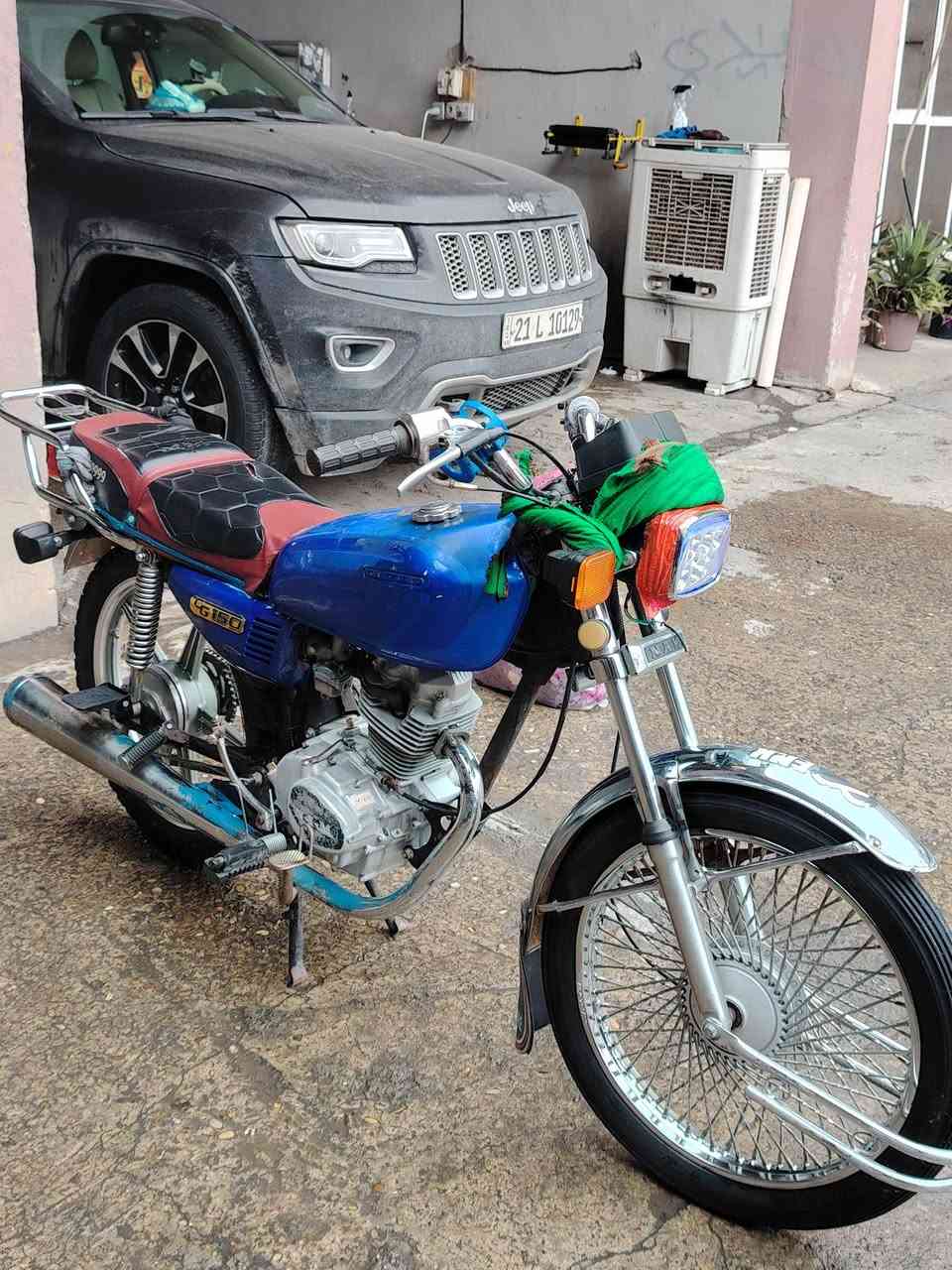 سلام عليكم ماطور موديل 17 اربعة كير شرط نشاط محرك نضيف مابي اي عيب بس فيلس كهربائيات كلة شغال  ماطور مابي أي عيب: سعـر $ 300 وبي مجال قليل + ***********
