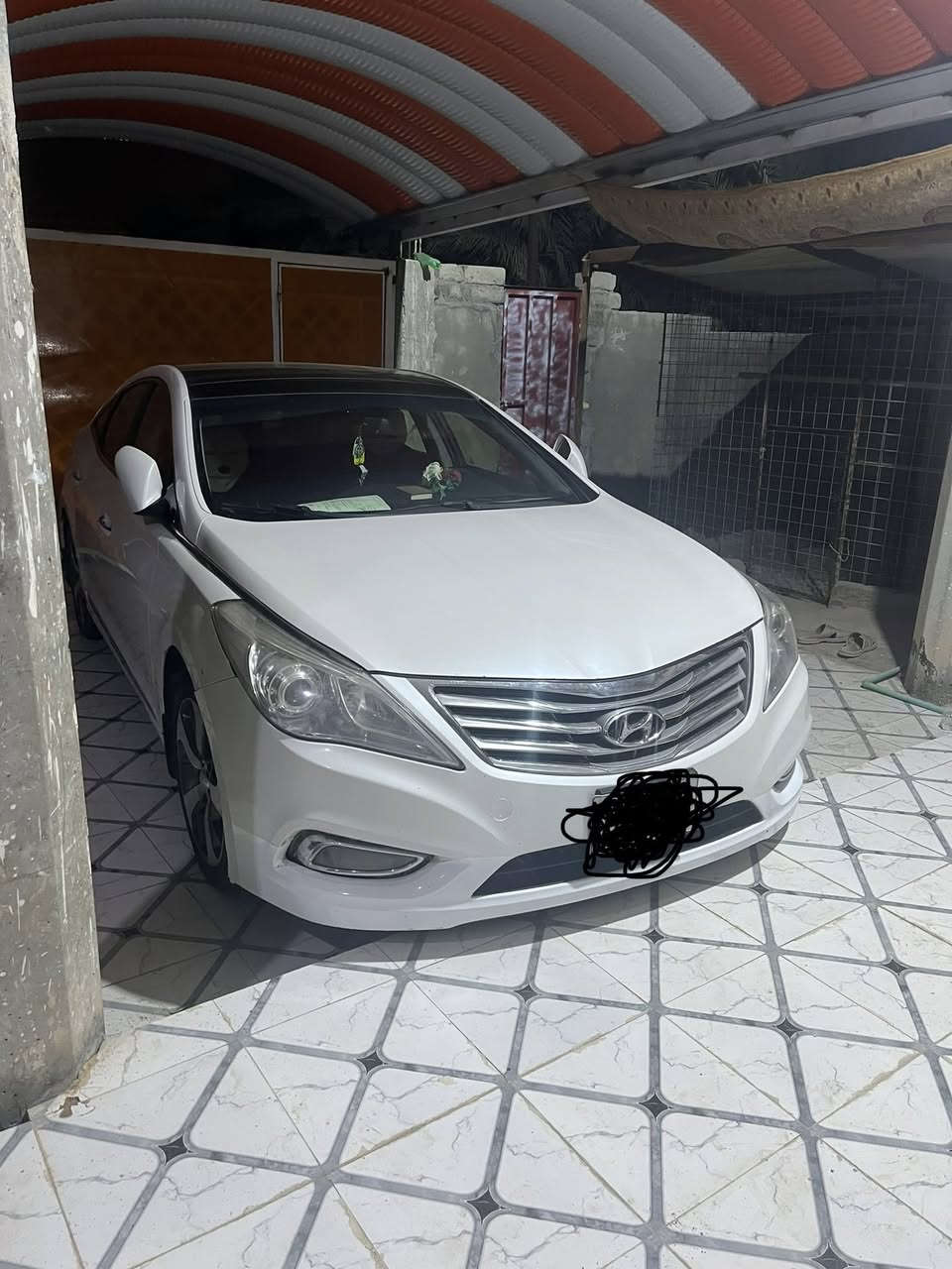 ازيرا خليجي موديل 2014 رقم بغداد مشروع وطني تتحول كل محافضات العراق المكان البصرة المدينة السعر 133 بية مجال سيارة بيت مكفولة 1/1 فول مواصفات 
رقم مبايل ***********
