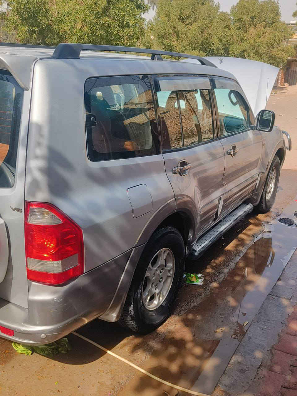 باجيرو موديل 2002
بلاديه مكفوله من الصبغ و الضربه
 السعر 86 ورقه
***********
