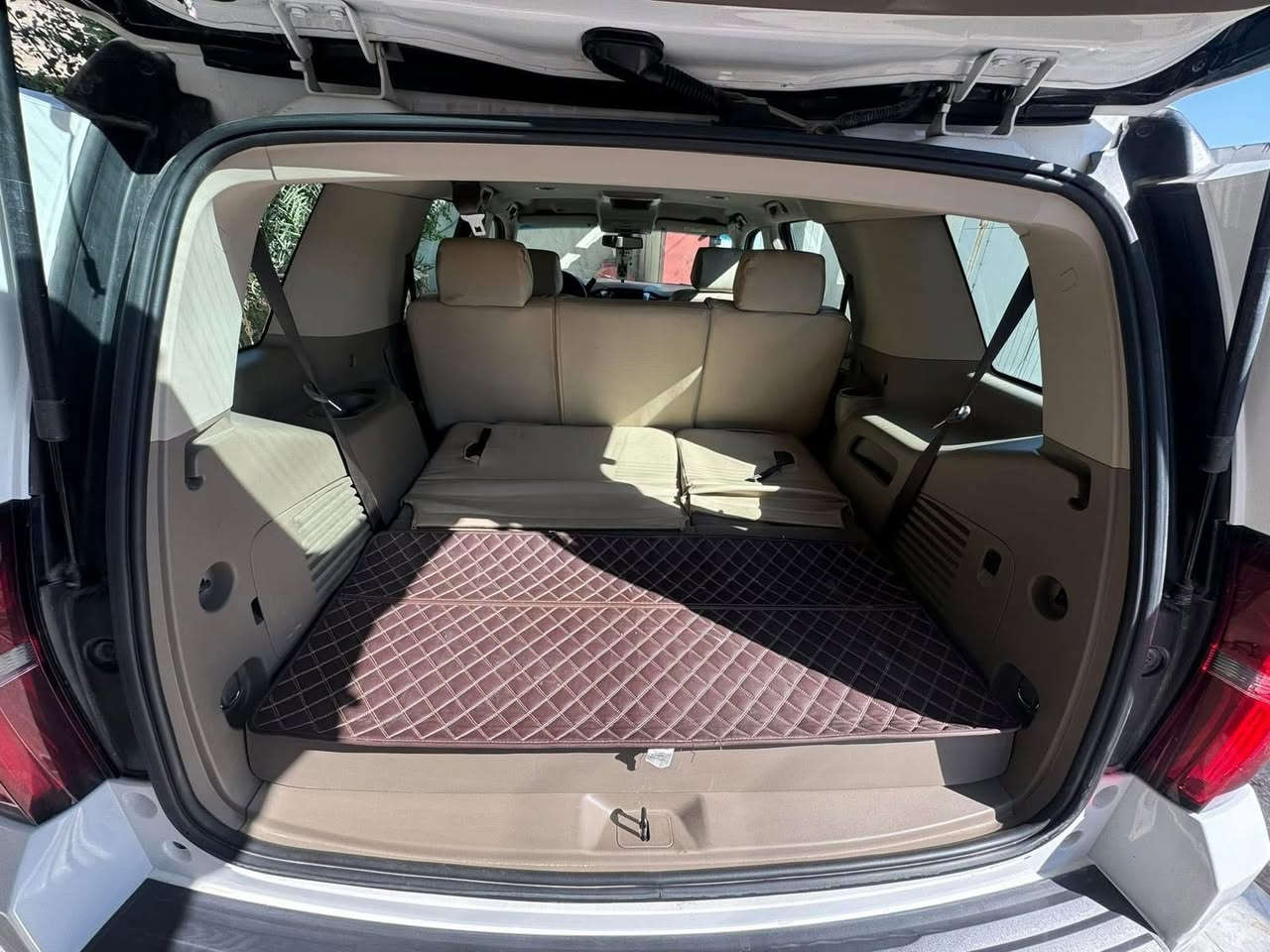 للبيع تاهو 2018 خليجي فئة LS الكير والمحرك كفاله عامه والسياره مكفوله عدا بارد قليل كلش السياره ماشيه 116الف رقم السياره بغداد السياره بأسمي مكان السياره بصره قرنه سعر السياره 360 وبيهه مجال قليل الشراي يتصل ع الرقم  *********** او المراسله ع خاص
