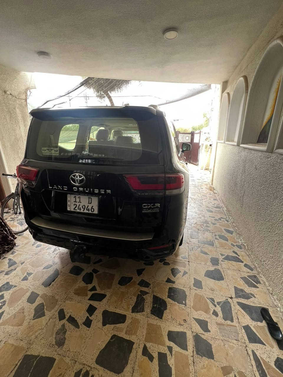 لاندكروز 2024 بلاك ادشن 
ساز اصل 
ماشية 15 الف 
3 شاشات تطبيق 
رقم بغداد تحويل مباشر 
مكفولة 
السعر 74 الف وبيها مجال قليل جدا
مكان السيارة جكوك 
***********
*********** بغداد, العراق

