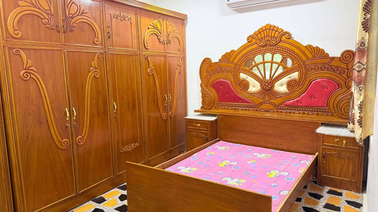 ابلاش ابلاش تفصال ام مليونين ونص نيضفه جدا  بسعر ٦٥٠ الف فقط وبيها مجال بيع مستعجل غير متواجد على النت ***********
