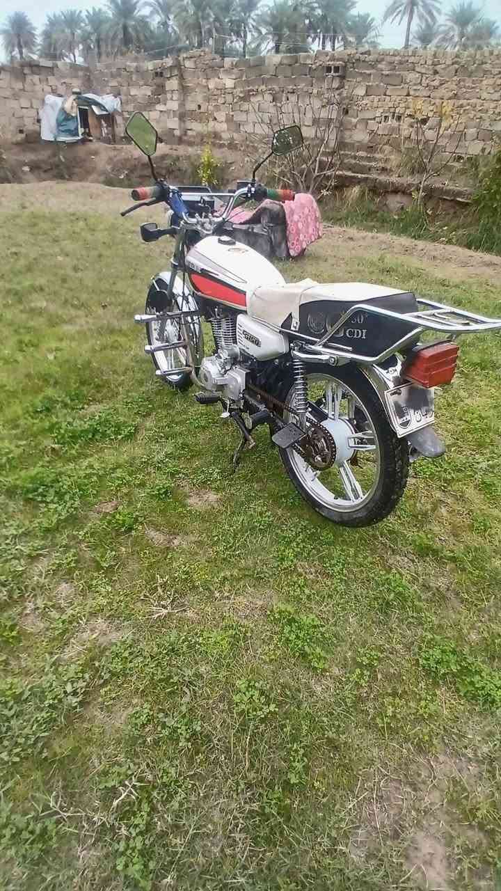 سلام عليكم اللبيع دراجه موديل 2021 وراق كامله محرك وكير كفاله عامله كهربيات كله شغاله مكان ديالى بعقوبه متوازي عله بيعته شراي ينتصل بي خير وتبشر سعر 350 بيه مجال بصيط رقم الهاتف *********** ما متواجد عله الفيس
