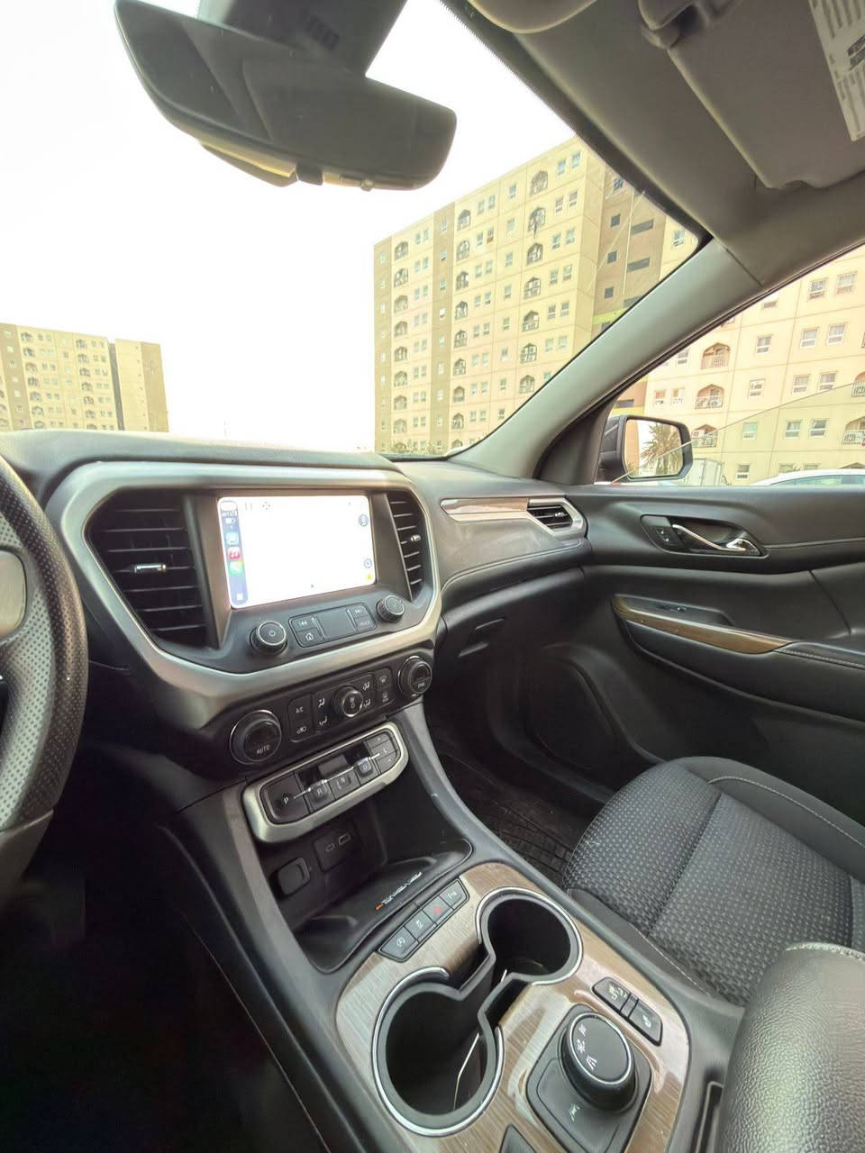 السلام عليكم 
جمسي اكاديا للبيع 22
السياره فول ماعده البنروما SLE
فول للاخير السياره حادثها فقط الجاملغ والبنيد السياره قطعه وحده صبغ كفاله الكير والمكينه والدواخل شرط الفحص السياره باسمي شرط التحويل أو الوكاله
***********
