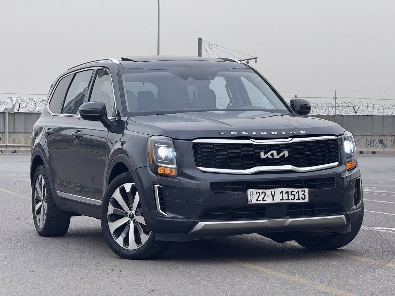 السلام عليكم
كيا تولارايد 2022  
فول مواصفات 6 سلندر 
سونار بالصور 

1.بصمه 

2.فتحت سقف

3. أشاير بل مري 

4.لد نهاري لون شمسي 

5.ويل حجم 20

6.جنطة كهرباء

7.تشغيل عن بعد 

8.كامرة خلفية

9.عدسات زينون

10.كشن منفصل لون ابيض vip

11.تدفئة تبريد كشنات أمامية

12.تبريد مركزي 3 قطع 

13.برد خلفية دفن بلادي 

14.دشبول صاج وكروم 

15.كشن السائق كهرباء بل كامل 

16.كشن الصدر كهرباء 

17.نقطة عمياء

18.مانع انزلاق

19. تحديد مسار

20.أوتو هولد

21.سايد يريد دگمة

22.اربع مودات قيادة 

23.الوضع الاقتصادي عند وقوف السيارة 

24.شاشة چبيرة 

25. شاحن لاسلكي 

سياره جاهزه من كلشي 

السيارة بعد بيها هواي مواصفات ما مذكورة .

مرقم أربيل تحويل او وكاله شوكت ما يعجبك .

الضرر:. بنيد وباب صبغ و بارد بجاملغ 
سونار بالمنشور 

 السعر 228 وبيها مجال 
مكان السياره بغداد السيديه

***********
