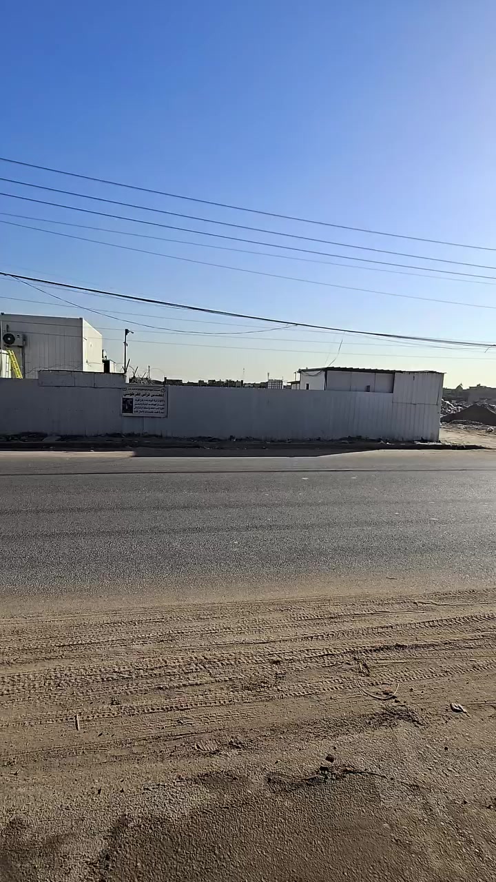 دار للبيع علا شارع 20مال رئاسه العبيدي قرب //علوه بغداد// وقرب //مدرسه الشهيد سلام//
مساحه ٢٤٠ زراعي
***********
