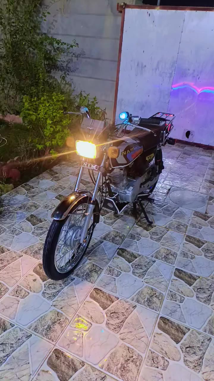 يالله السلام عليكم
للبيع نامه اصلي٢٣ شاصي ٢٠١٩ اوراق اصليات 
دراجة كاملة مكمله كهربائيات دبل اشاره 
مابيها نواقص ان شاءلله تجي تفحص وتشوف بعينك 
السعر رمشلي  او راسلني ... ***********
