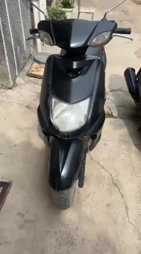 سكنس عدد  2  نثيه سلف هندر  شلعه ومعدل سعر الواحده 300 افضل مما تاخذلك عصفوريه لو بطه السرعة 140  اختار الي تعحبك ،،،
العنوان اعظمية السبع ابكار قرب افران جوهرة لبنان  ،، *********** وتساب

معلمومه الصوت الي بالفديو صوت مولدة الشارع.
