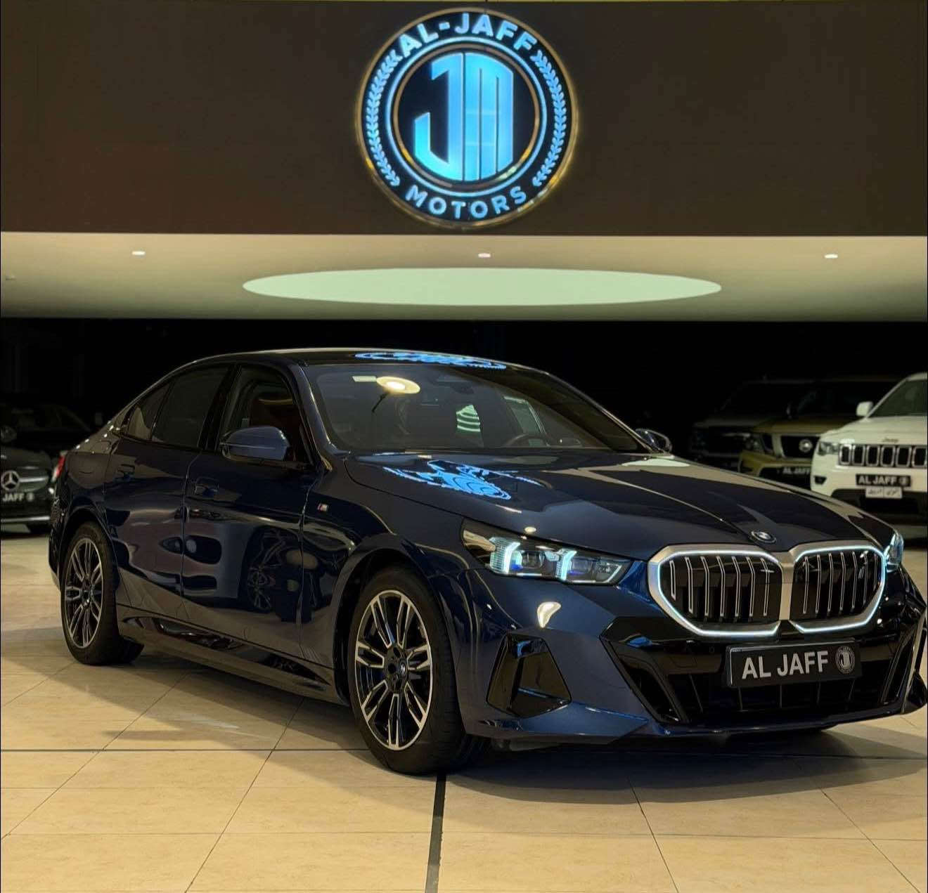 السلام عليكم
سعر جدا مميز🔥🔥🔥
ولون جدا مميز (ارغب واغلى لون بالشركة)🔥🔥
Bmw i5 M package شركة العروش
🚨وكالة ضمان شركة العروش موديل 2024 ماشية 15 الف كيلو فقط  مكفوله من الرقم للرقم 🎁🎁🎁
🚨بصمتين شركة وياها
🚨السيارة من النوادر وطلب خاص فول الفول
كامرات 360 درجة و داخل جلد احمر وكشنات تدفئة وتبريد وبانوراما ولايتات ليزر led وبردات كهرباء بلاد وانارة مخفية كرستال وشباك led وبصمات ورادارات وصندوك كهرباء وقياده ذاتية وكشنات خزن وكهرباء وتحكمات كاملة وبعد كلش هواية مواصفات 
🚨السيارة فول كهرباء تمشي عل شحنة الوحدة 500km
🚨السيارة بعدها بضمان الشركة وسيرفس كامل ببلاش
🚨مكفولة من كلشي وبعدها بحالة الوكالة
🚨السعر : 490 $ورقة 💵💵
ملاحظة : سعر السياره بالشركة 770 ورقه
العنوان :سليمانية المعارض الجديدة (الجاف موتورز)
للأستفسار:*********** كاوة جمال 
او واتساب نفس الرقم السليمانية, العراق
