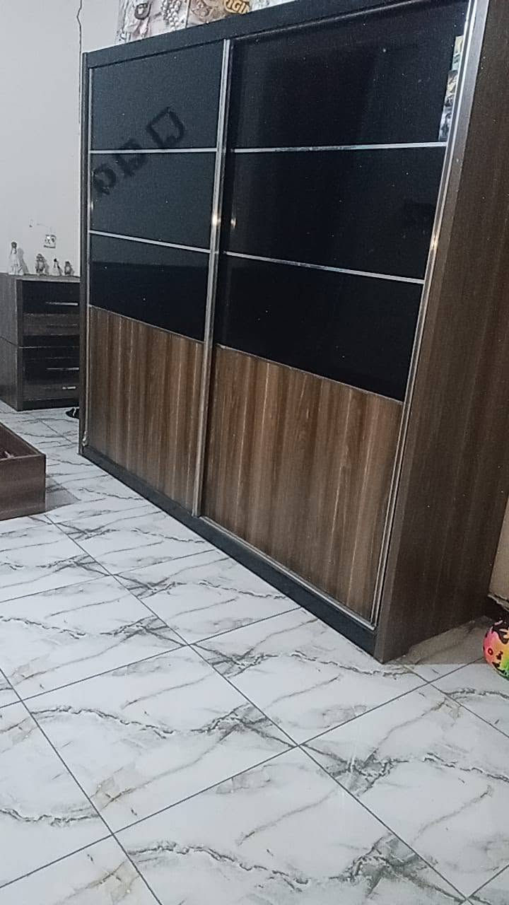 سلام عليكم غرفه تركي مستخدم نضافه 80بلميه ستقطع البيع السعر خمسميه او بيهه مجال لشراي ***********وتساب
