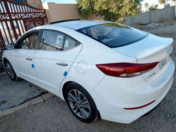 السلام عليكم
النترا موديل 2017 خليجي فول ماشية 65 مكينة 2000 دوش السيارة جديدة بمعنئ الكلمة وبل العافية عل الياخذها مكاني بغداد الجزيرة السياحية ***********

السعر ١٥٤ وبيها مجال للشراي اتصل وتأمرني امر
