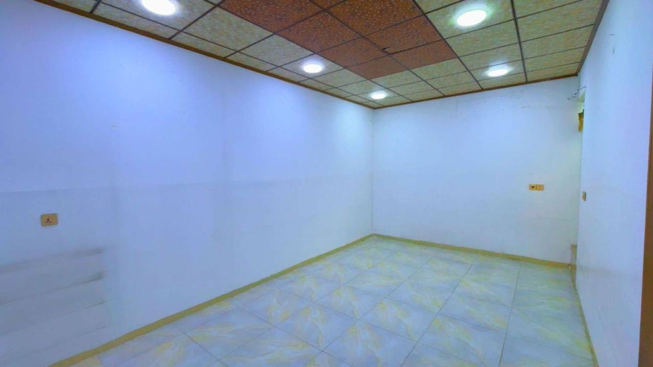 دار للايجار
الموقع : حي السكر ( قرب سانكو مول )
المساحة :  100 متر
الطابق الاول : غرفة نوم وهول واستقبال ومطبخ وصحيات 
الطابق الثاني : 3 غرف نوم وصحيات
نستقبل عروضاتكم في اغلب مناطق الجانب الايسر
:

للاستفسار الاتصال على الارقام التالية

***********
***********

#موصل_حي_السكر #دار_للايجار #عقارات_الموصل #الموصل
