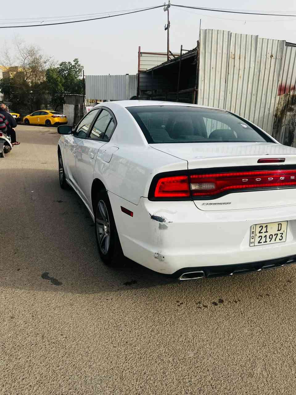 سلام عليكم جارجر 2011 سياره جديده مكينه حداده تريد تتفه هزه جديده بسمي سنويه ل30 بيه مكانات صبغ  مكان بغداد رقمي *********** السعرنتصل
